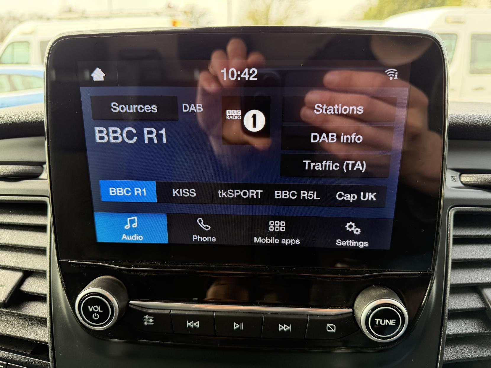 Ford Transit 2.0 350 EcoBlue Leader Panel Van 5dr Diesel Manual RWD L2 H3 Euro 6 (s/s) (130 ps)