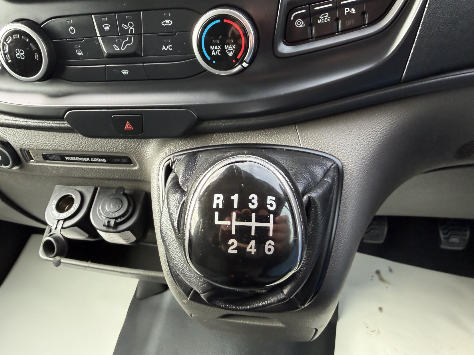 Ford Transit 2.0 350 EcoBlue Leader Panel Van 5dr Diesel Manual RWD L2 H3 Euro 6 (s/s) (130 ps)