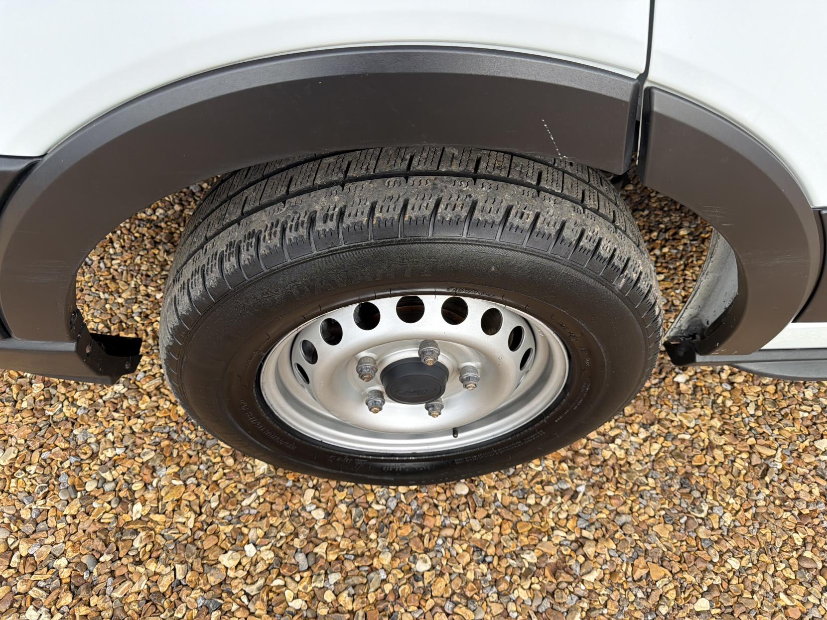 Ford Transit 2.0 350 EcoBlue Leader Panel Van 5dr Diesel Manual RWD L2 H3 Euro 6 (s/s) (130 ps)