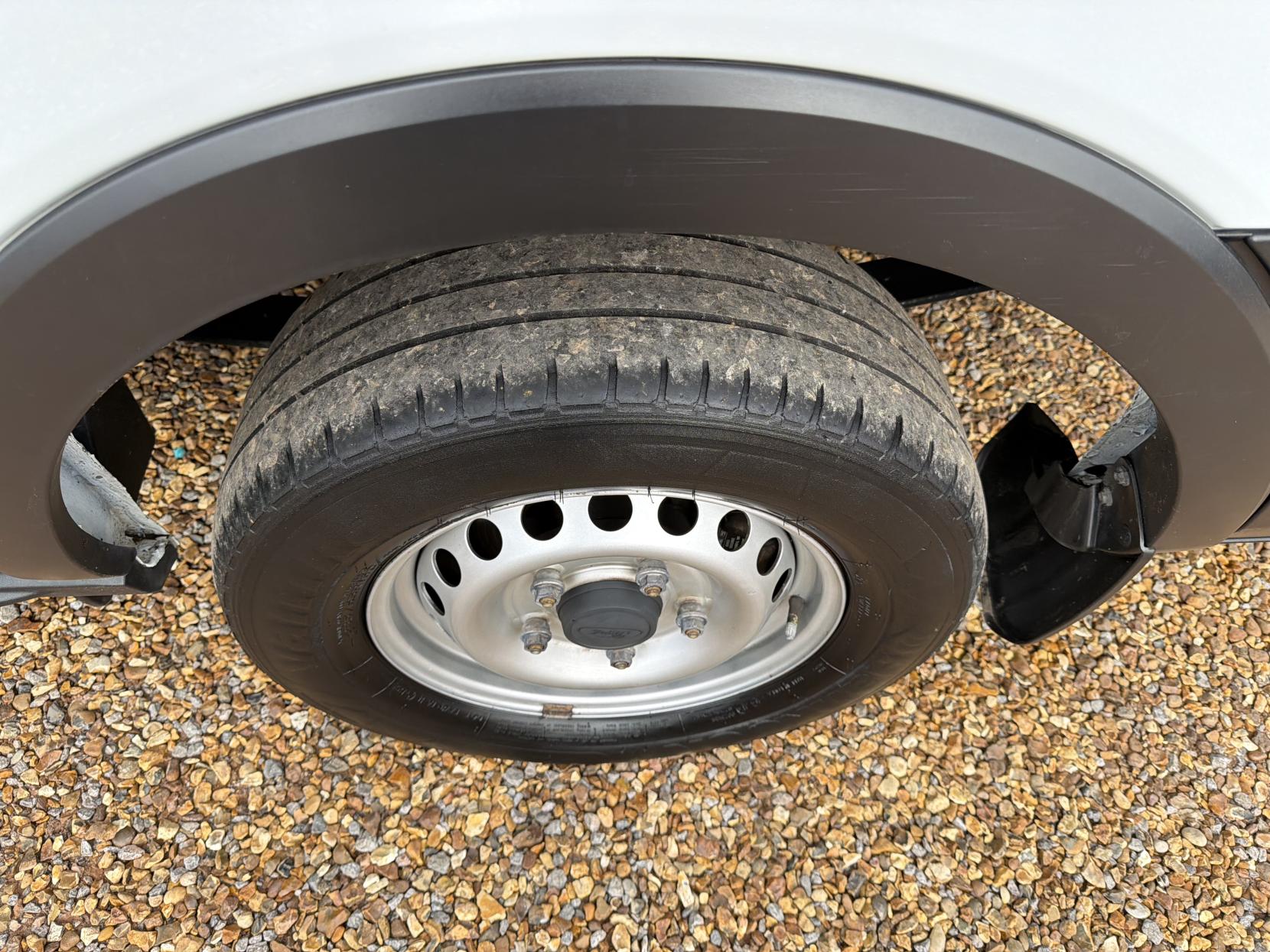 Ford Transit 2.0 350 EcoBlue Leader Panel Van 5dr Diesel Manual RWD L2 H3 Euro 6 (s/s) (130 ps)