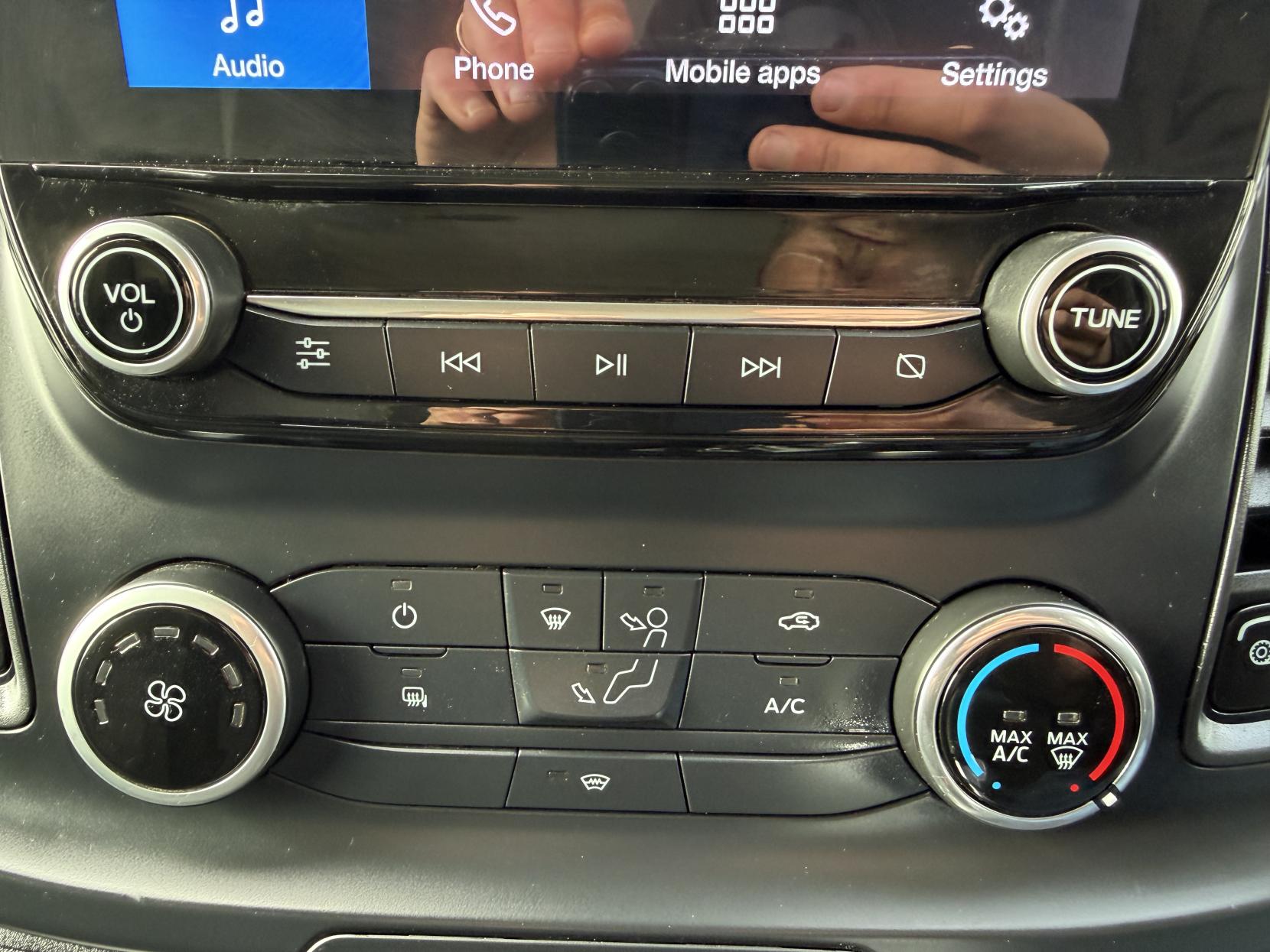 Ford Transit 2.0 350 EcoBlue Leader Panel Van 5dr Diesel Manual RWD L2 H3 Euro 6 (s/s) (130 ps)