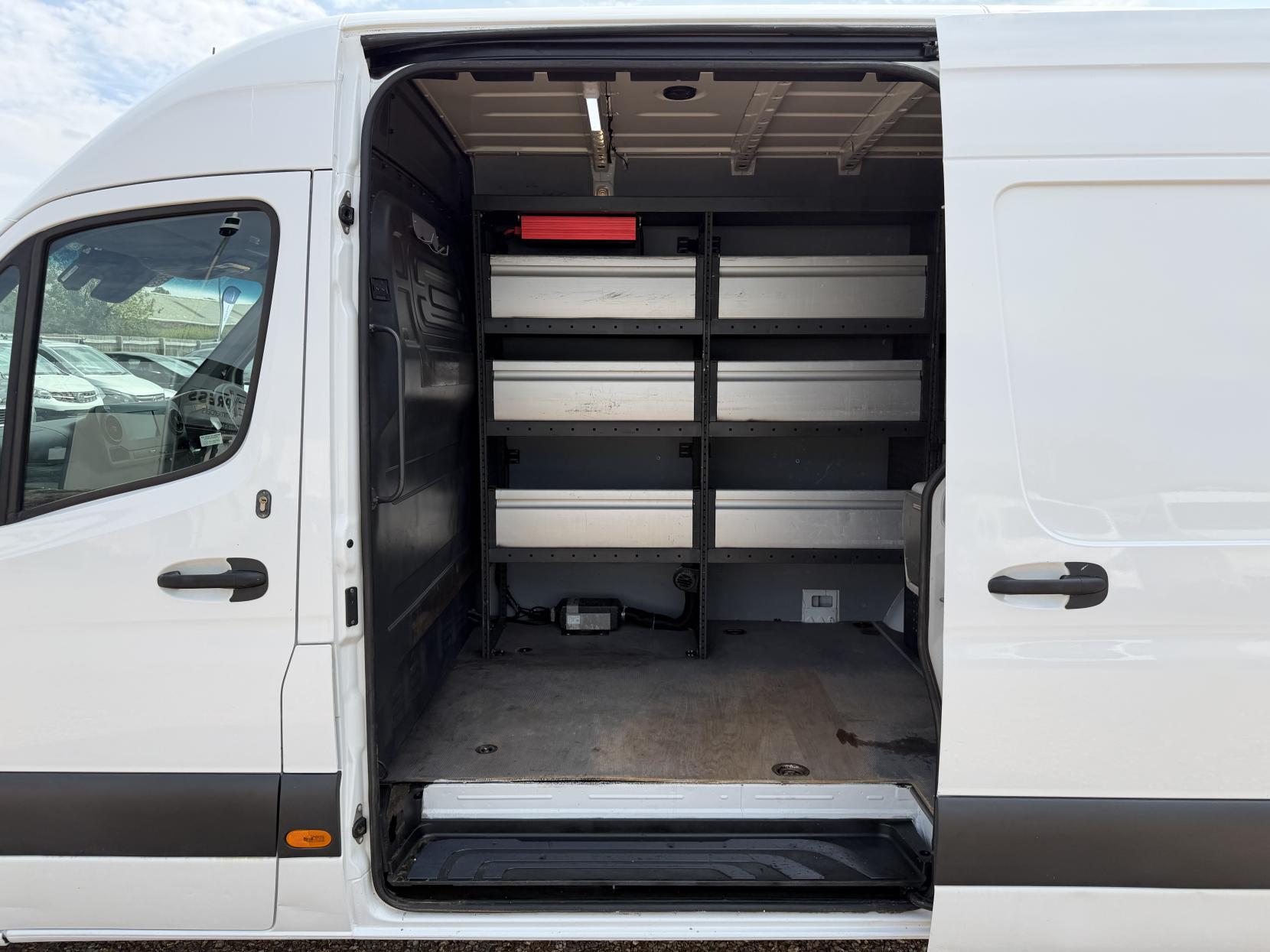 2021 Mercedes-Benz Sprinter 2.1 316 CDI Progressive Panel Van 5dr Diesel Manual RWD L2 H2 Euro 6 (s/s) (163 ps) - Thumbnail 33