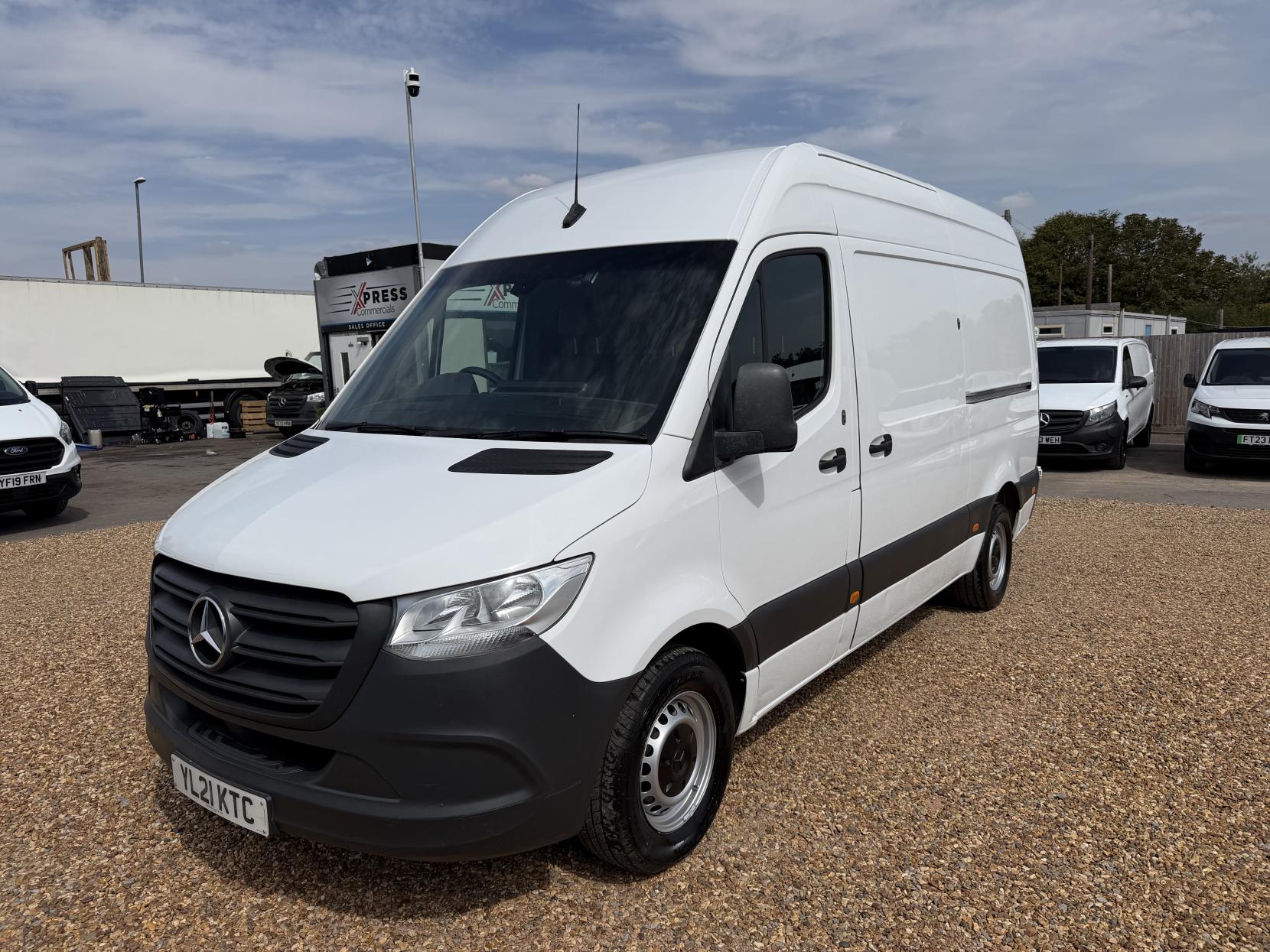 2021 Mercedes-Benz Sprinter 2.1 316 CDI Progressive Panel Van 5dr Diesel Manual RWD L2 H2 Euro 6 (s/s) (163 ps) - Thumbnail 7