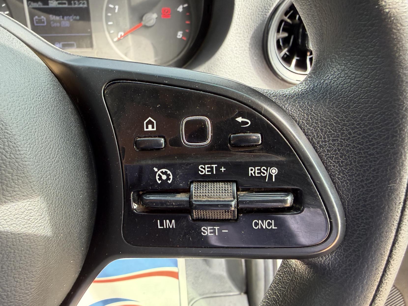 2021 Mercedes-Benz Sprinter 2.1 316 CDI Progressive Panel Van 5dr Diesel Manual RWD L2 H2 Euro 6 (s/s) (163 ps) - Thumbnail 20