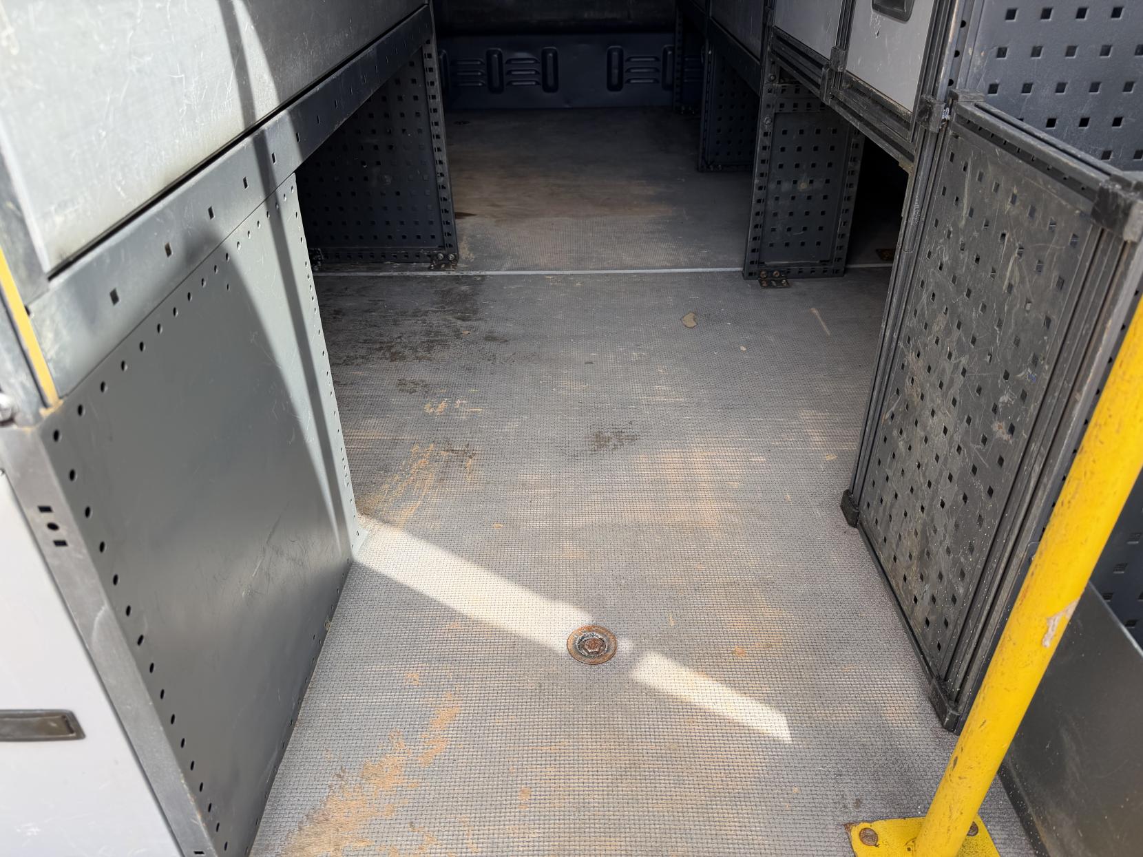 2021 Mercedes-Benz Sprinter 2.1 316 CDI Progressive Panel Van 5dr Diesel Manual RWD L2 H2 Euro 6 (s/s) (163 ps) - Thumbnail 48