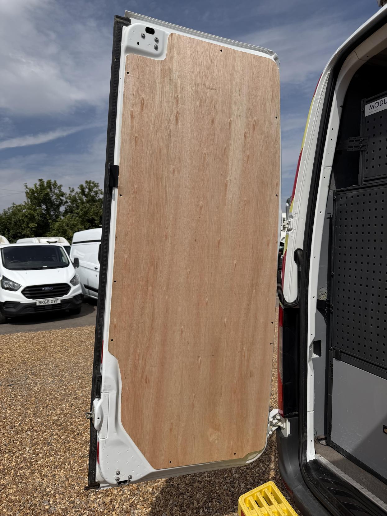 2021 Mercedes-Benz Sprinter 2.1 316 CDI Progressive Panel Van 5dr Diesel Manual RWD L2 H2 Euro 6 (s/s) (163 ps) - Thumbnail 42