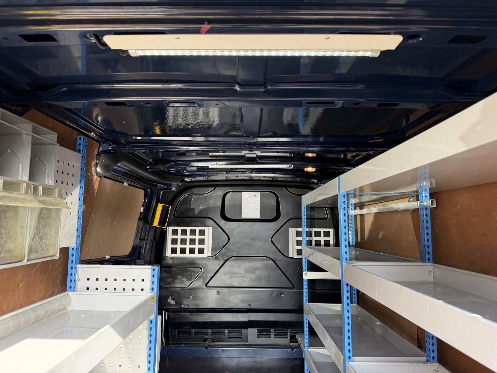 2013 Ford Transit Custom 2.2 TDCi 330 Trend Panel Van 5dr Diesel Manual L2 H1 (197 g/km, 123 bhp) - Thumbnail 44