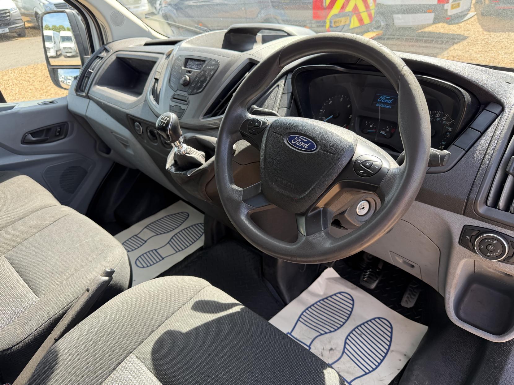 2017 Ford Transit 2.0 350 EcoBlue 1-Way Double Tipper Double Cab 4dr Diesel Manual RWD L3 Euro 6 (1-Way, 1-Stop) (130 ps) - Thumbnail 2
