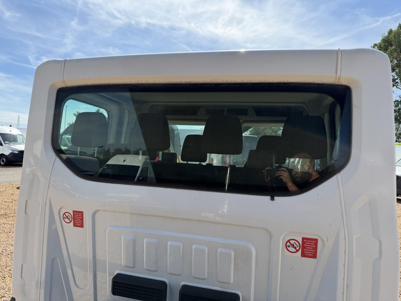 2017 Ford Transit 2.0 350 EcoBlue 1-Way Double Tipper Double Cab 4dr Diesel Manual RWD L3 Euro 6 (1-Way, 1-Stop) (130 ps) - Thumbnail 32