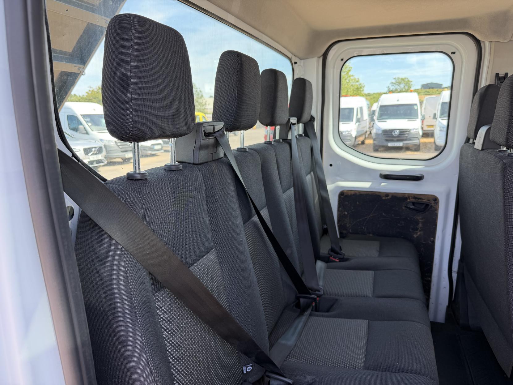 2017 Ford Transit 2.0 350 EcoBlue 1-Way Double Tipper Double Cab 4dr Diesel Manual RWD L3 Euro 6 (1-Way, 1-Stop) (130 ps) - Thumbnail 3