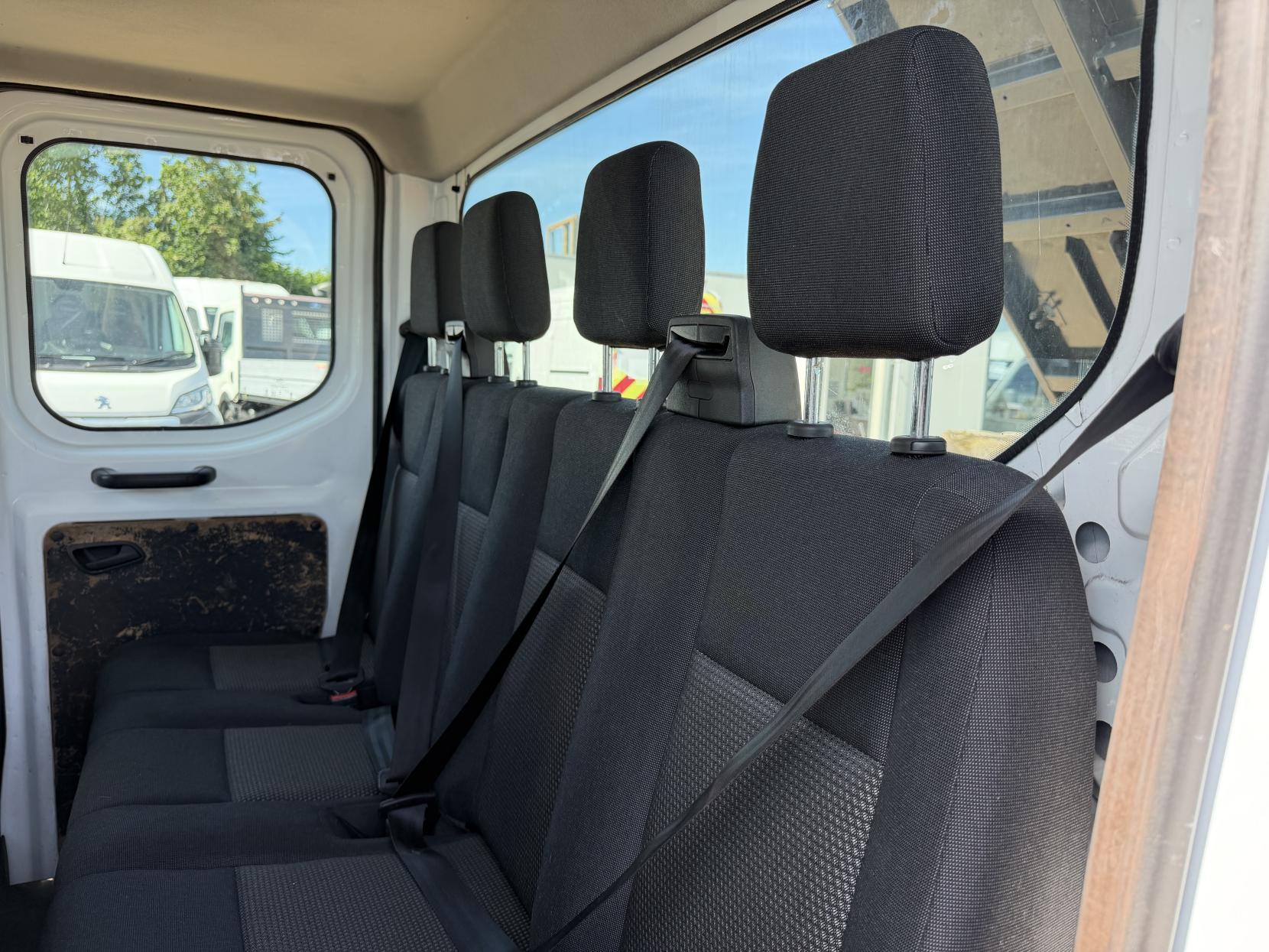 2017 Ford Transit 2.0 350 EcoBlue 1-Way Double Tipper Double Cab 4dr Diesel Manual RWD L3 Euro 6 (1-Way, 1-Stop) (130 ps) - Thumbnail 24