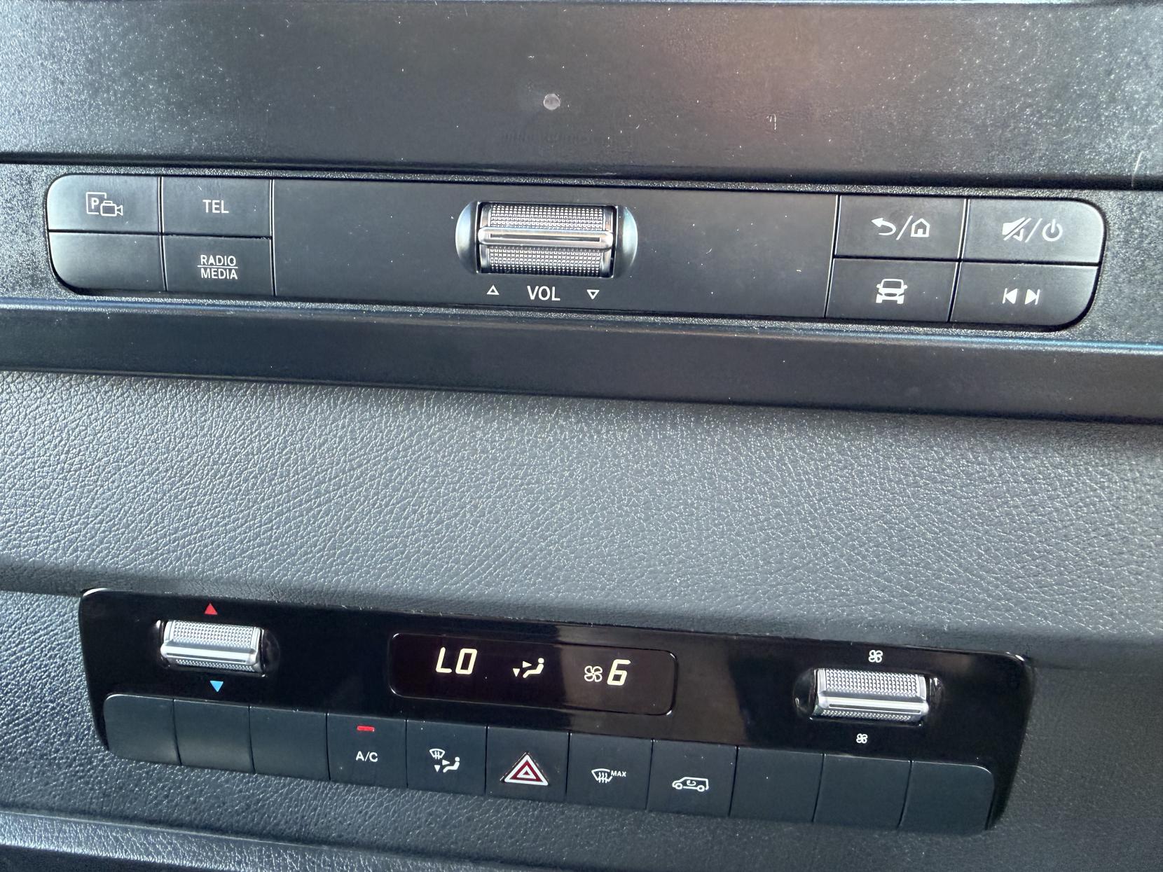 2018 Mercedes-Benz Sprinter 2.1 314 CDI Panel Van 5dr Diesel G-Tronic+ RWD L2 H1 Euro 6 (143 ps) - Thumbnail 42