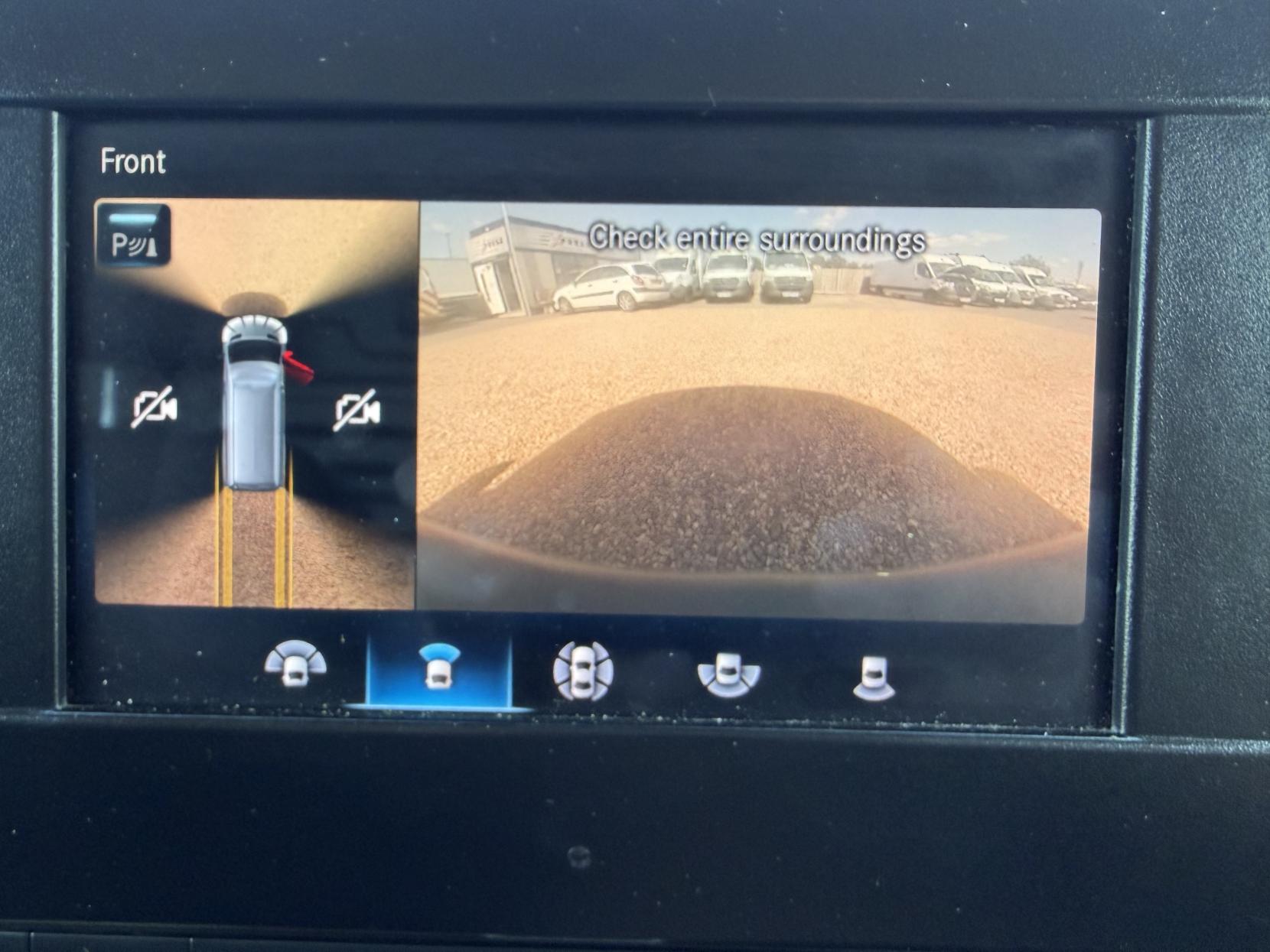 2018 Mercedes-Benz Sprinter 2.1 314 CDI Panel Van 5dr Diesel G-Tronic+ RWD L2 H1 Euro 6 (143 ps) - Thumbnail 46