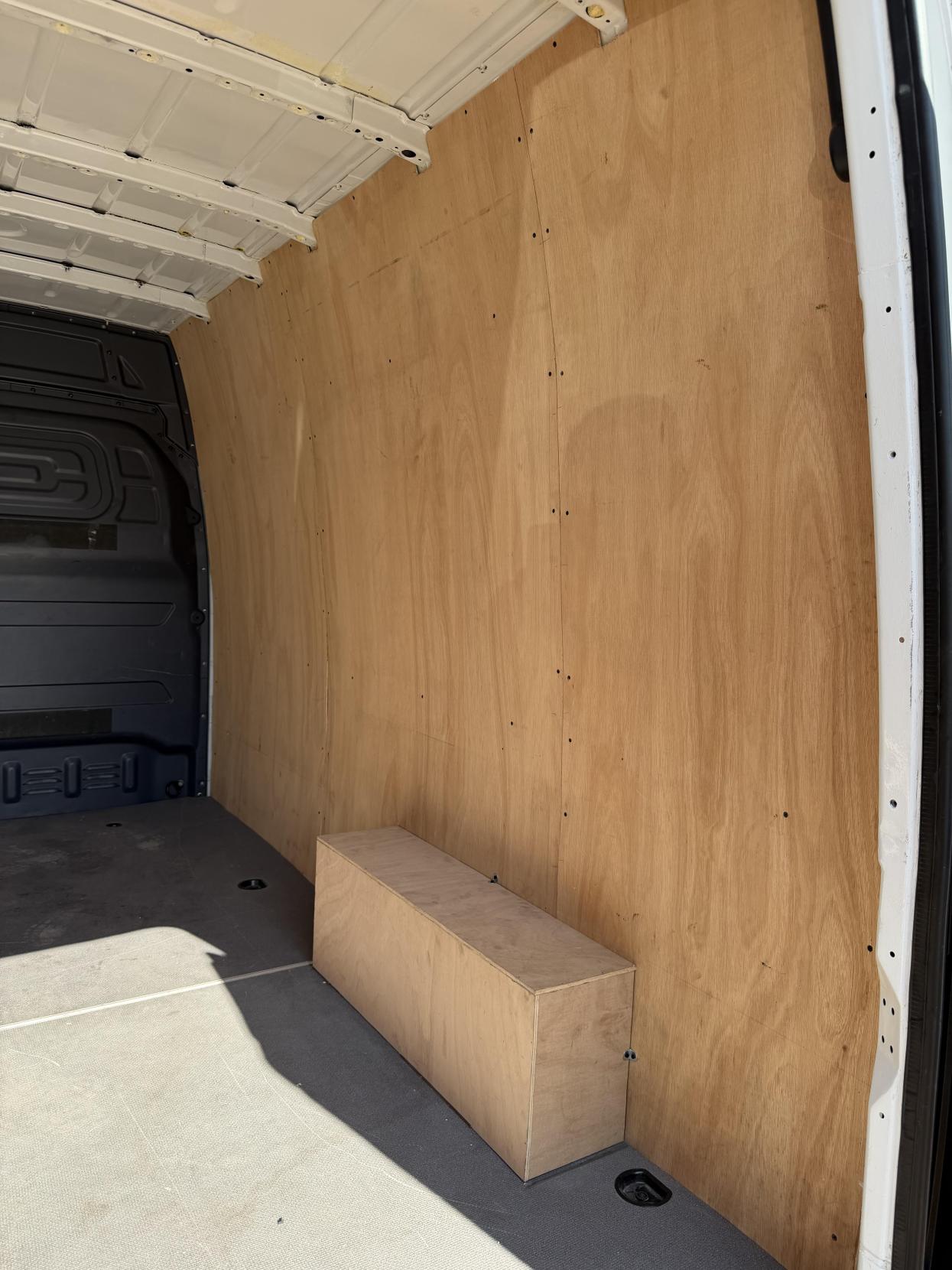 2018 Mercedes-Benz Sprinter 2.1 314 CDI Panel Van 5dr Diesel G-Tronic+ RWD L2 H1 Euro 6 (143 ps) - Thumbnail 29
