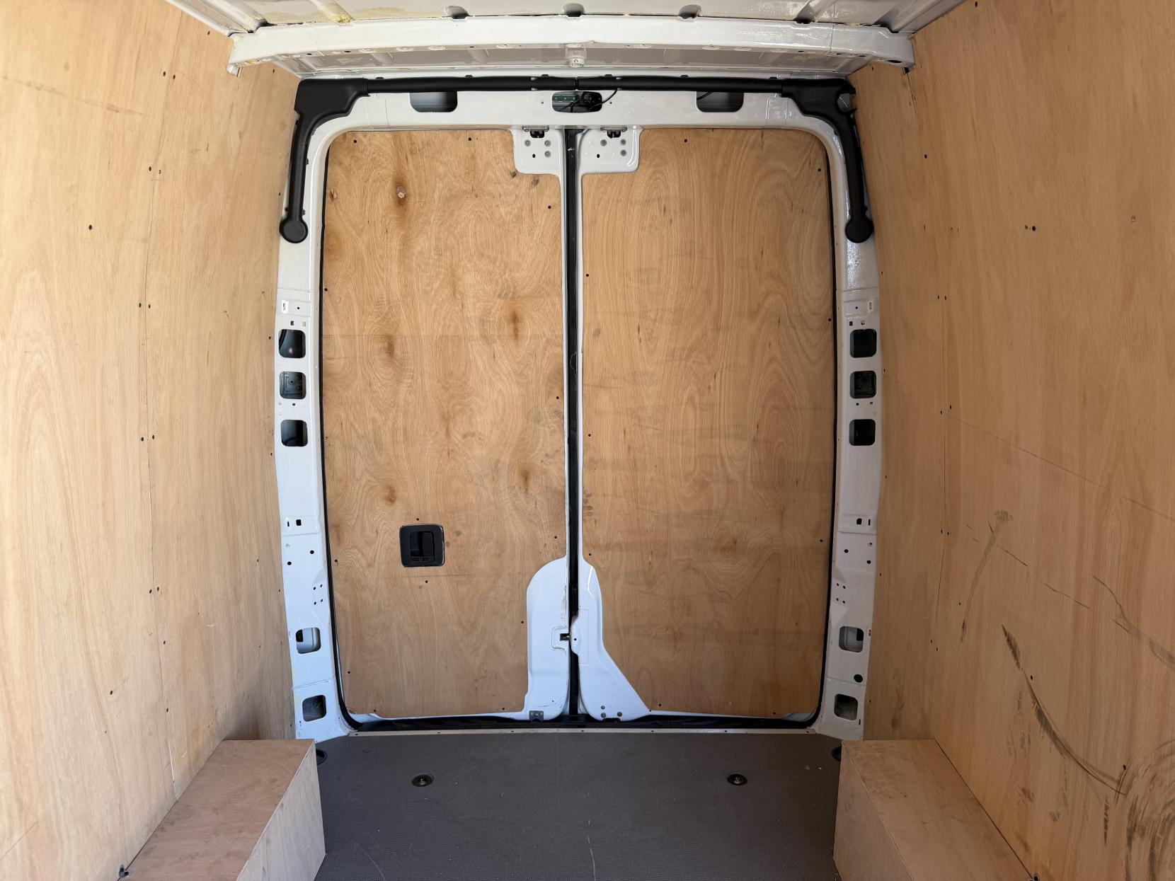 2018 Mercedes-Benz Sprinter 2.1 314 CDI Panel Van 5dr Diesel G-Tronic+ RWD L2 H1 Euro 6 (143 ps) - Thumbnail 24