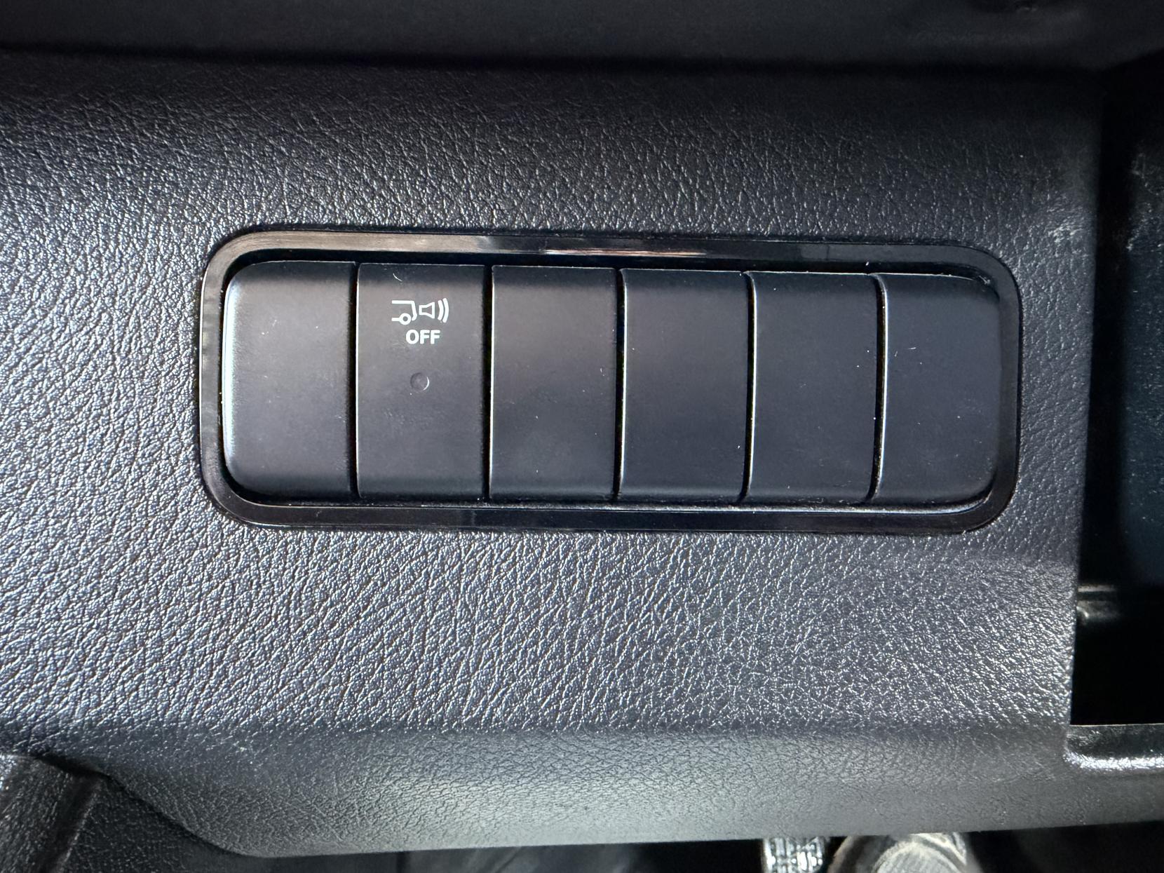 2018 Mercedes-Benz Sprinter 2.1 314 CDI Panel Van 5dr Diesel G-Tronic+ RWD L2 H1 Euro 6 (143 ps) - Thumbnail 38
