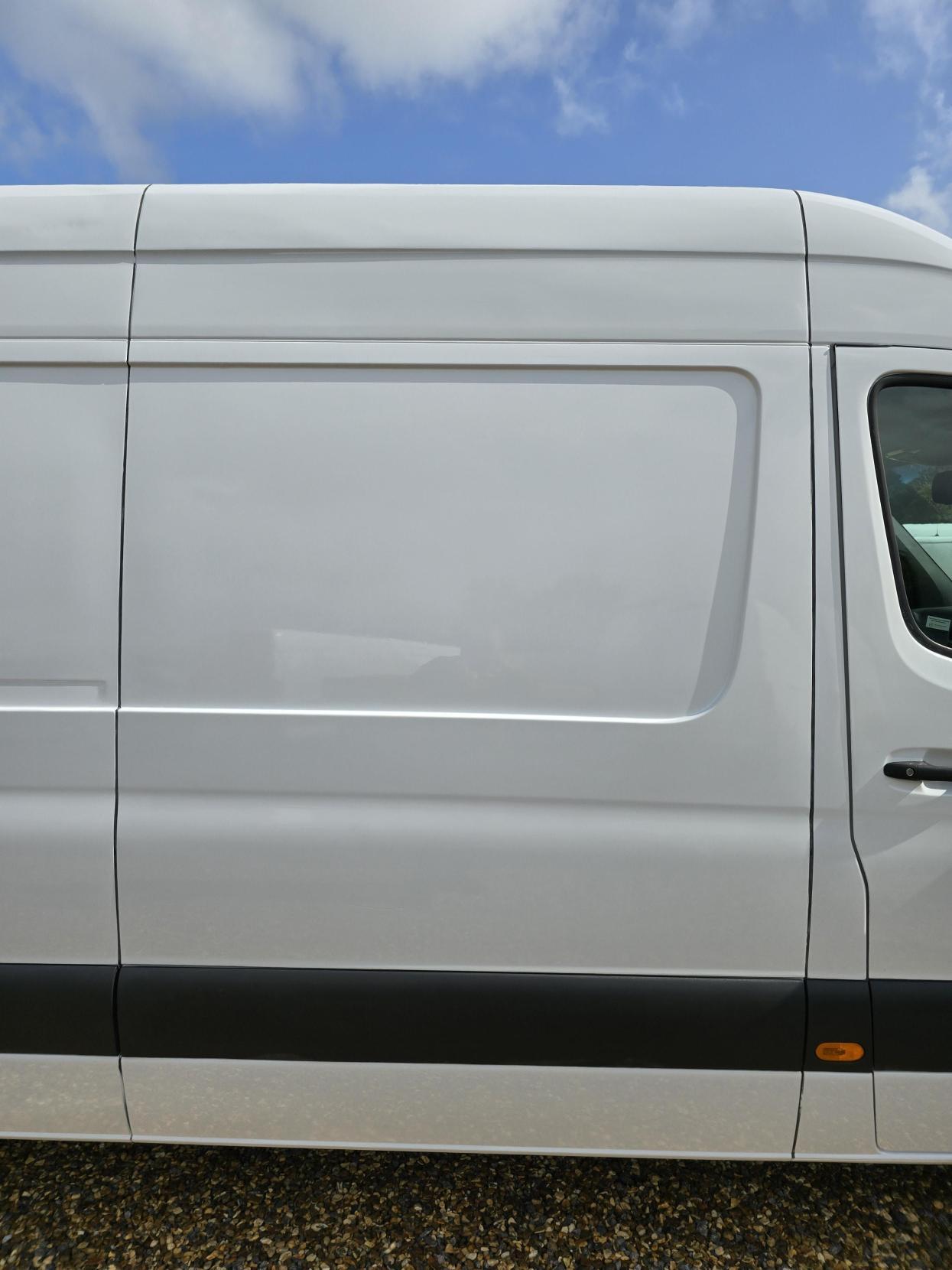 Mercedes-Benz Sprinter 2.1 311 CDI Panel Van 5dr Diesel Manual RWD L3 H2 Euro 6 (114 ps)