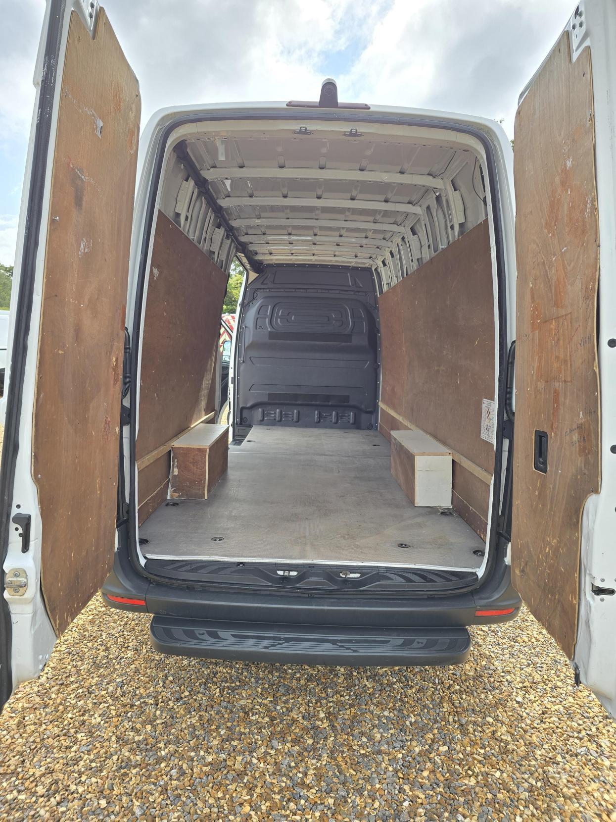 Mercedes-Benz Sprinter 2.1 311 CDI Panel Van 5dr Diesel Manual RWD L3 H2 Euro 6 (114 ps)