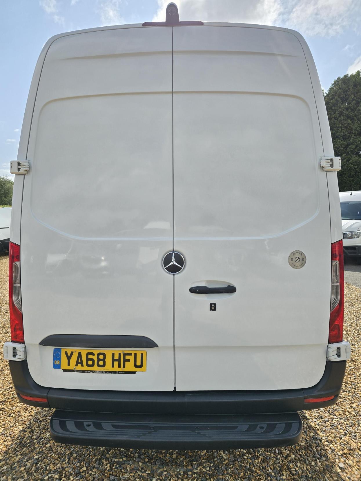 Mercedes-Benz Sprinter 2.1 311 CDI Panel Van 5dr Diesel Manual RWD L3 H2 Euro 6 (114 ps)