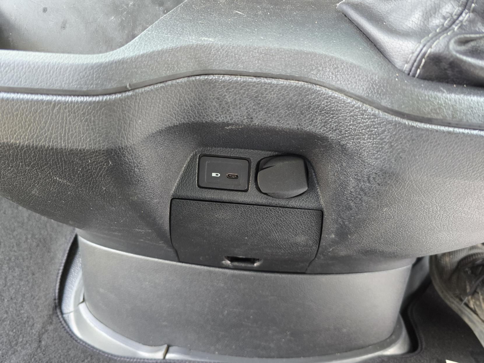 Mercedes-Benz Sprinter 2.1 311 CDI Panel Van 5dr Diesel Manual RWD L3 H2 Euro 6 (114 ps)