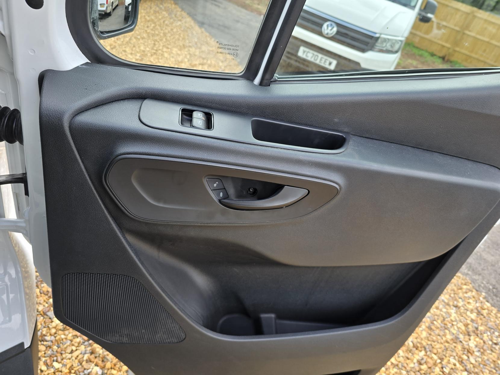 Mercedes-Benz Sprinter 2.1 311 CDI Panel Van 5dr Diesel Manual RWD L3 H2 Euro 6 (114 ps)