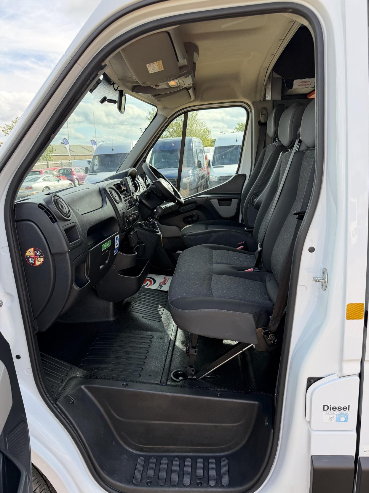 2019 Vauxhall Movano - Thumbnail 30