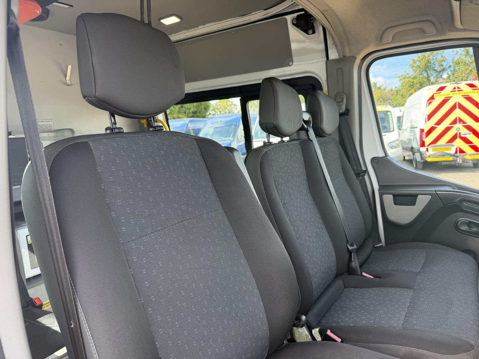 2019 Vauxhall Movano - Thumbnail 16