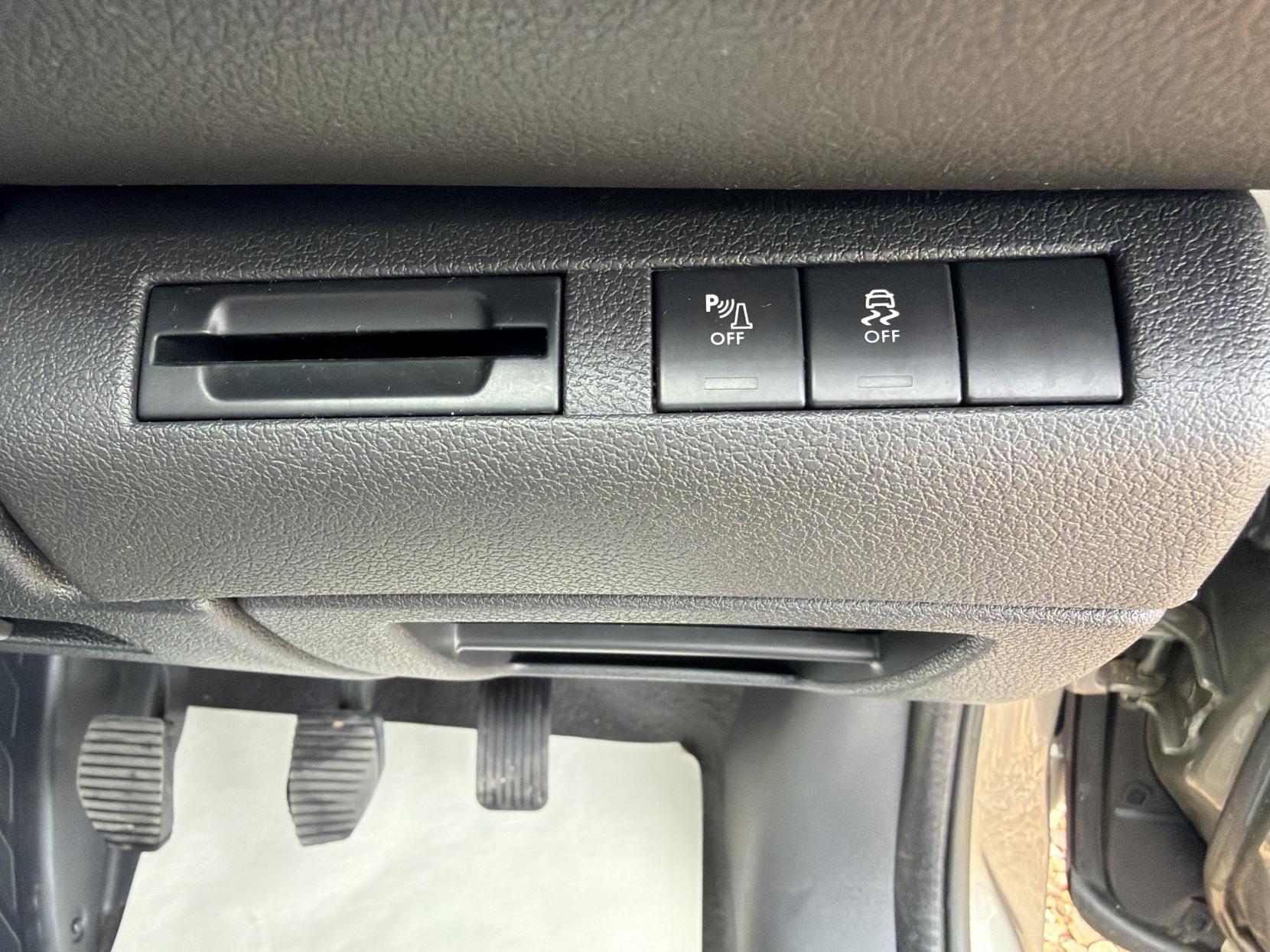 2013 Peugeot 3008 1.6 VTi Active SUV 5dr Petrol Manual Euro 5 (120 ps) - Thumbnail 29