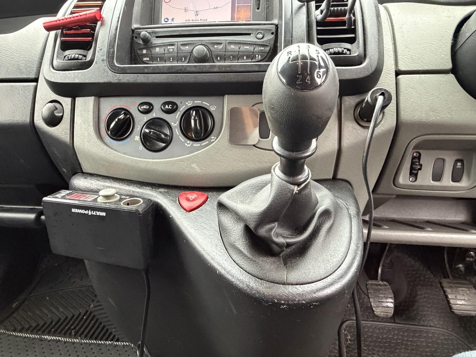 Renault Trafic 2.0 dCi LL29 Sport Crew Van 4dr Diesel Manual L3 H1 (Phase 3, 6 Seats) (207 g/km, 115 bhp)