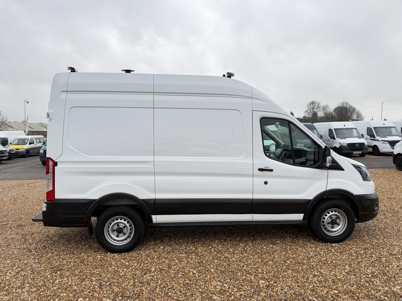 Ford Transit 2.0 350 EcoBlue Leader Panel Van 5dr Diesel Manual RWD L2 H3 Euro 6 (s/s) (130 ps)