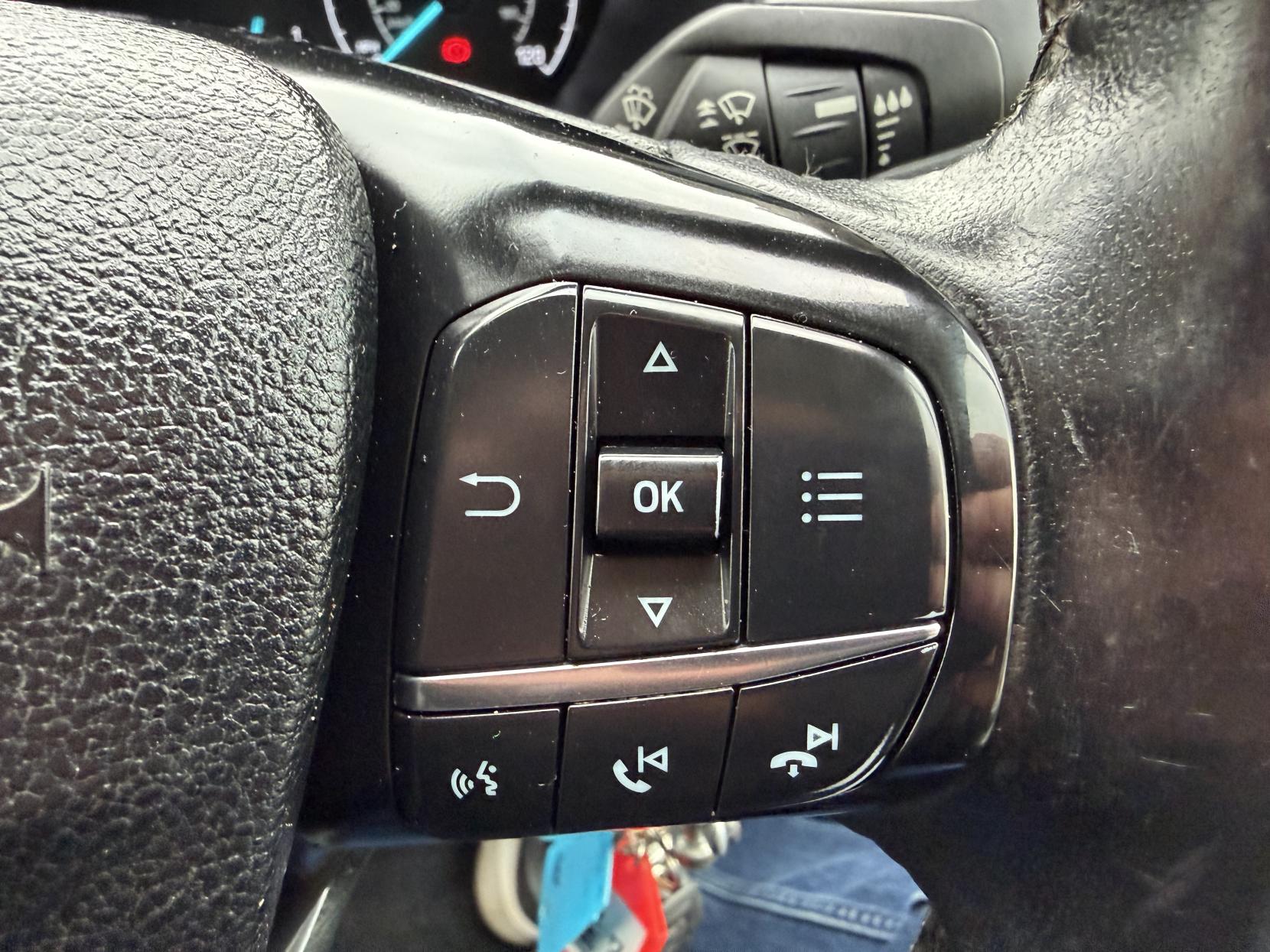 Ford Transit 2.0 350 EcoBlue Leader Panel Van 5dr Diesel Manual RWD L2 H3 Euro 6 (s/s) (130 ps)