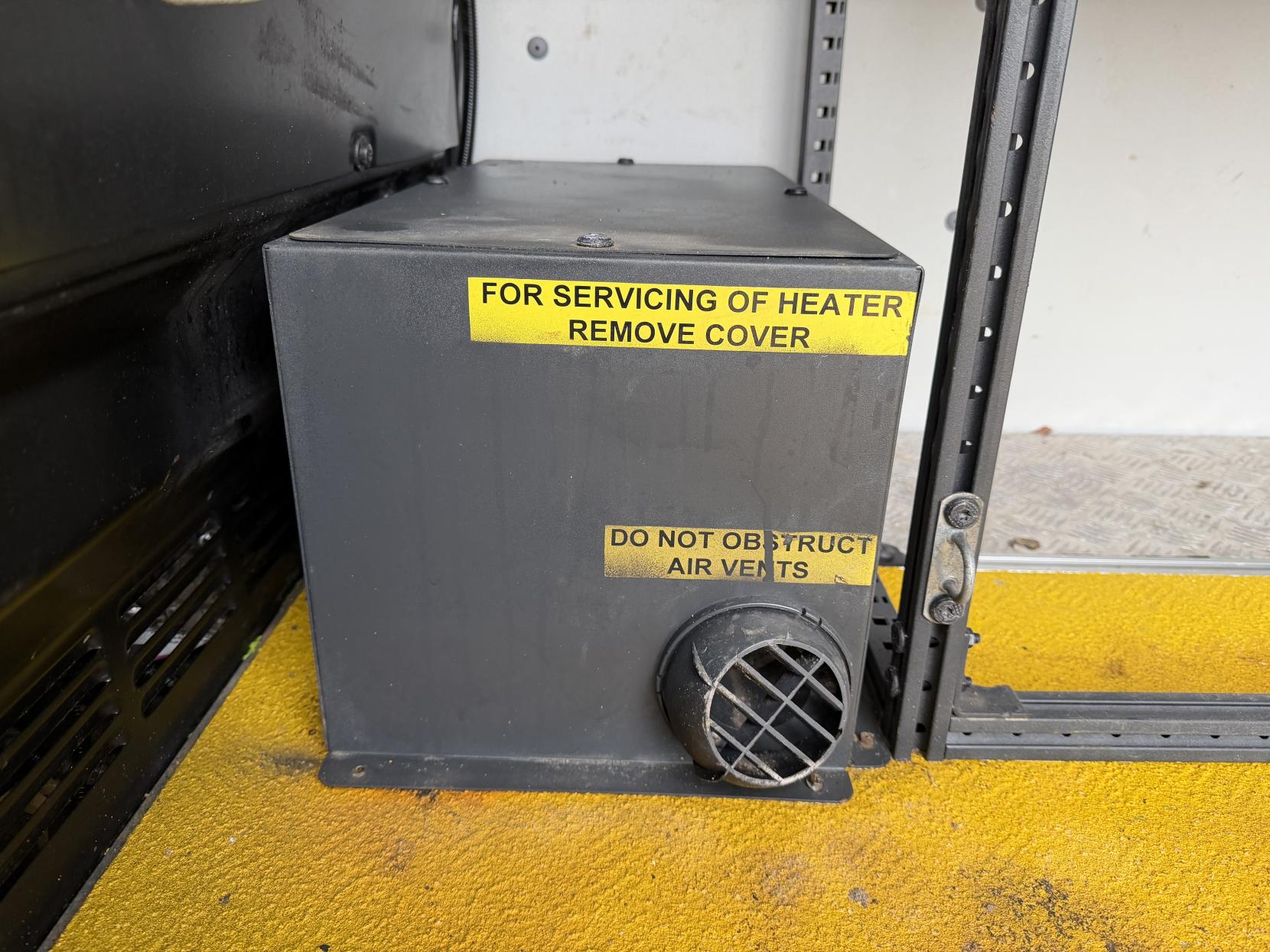 Ford Transit 2.0 350 EcoBlue Leader Panel Van 5dr Diesel Manual RWD L2 H3 Euro 6 (s/s) (130 ps)