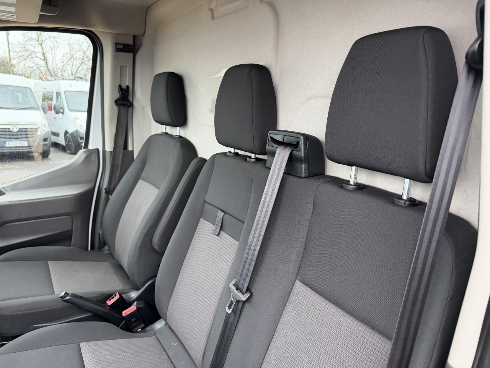 Ford Transit 2.0 350 EcoBlue Leader Panel Van 5dr Diesel Manual RWD L2 H3 Euro 6 (s/s) (130 ps)