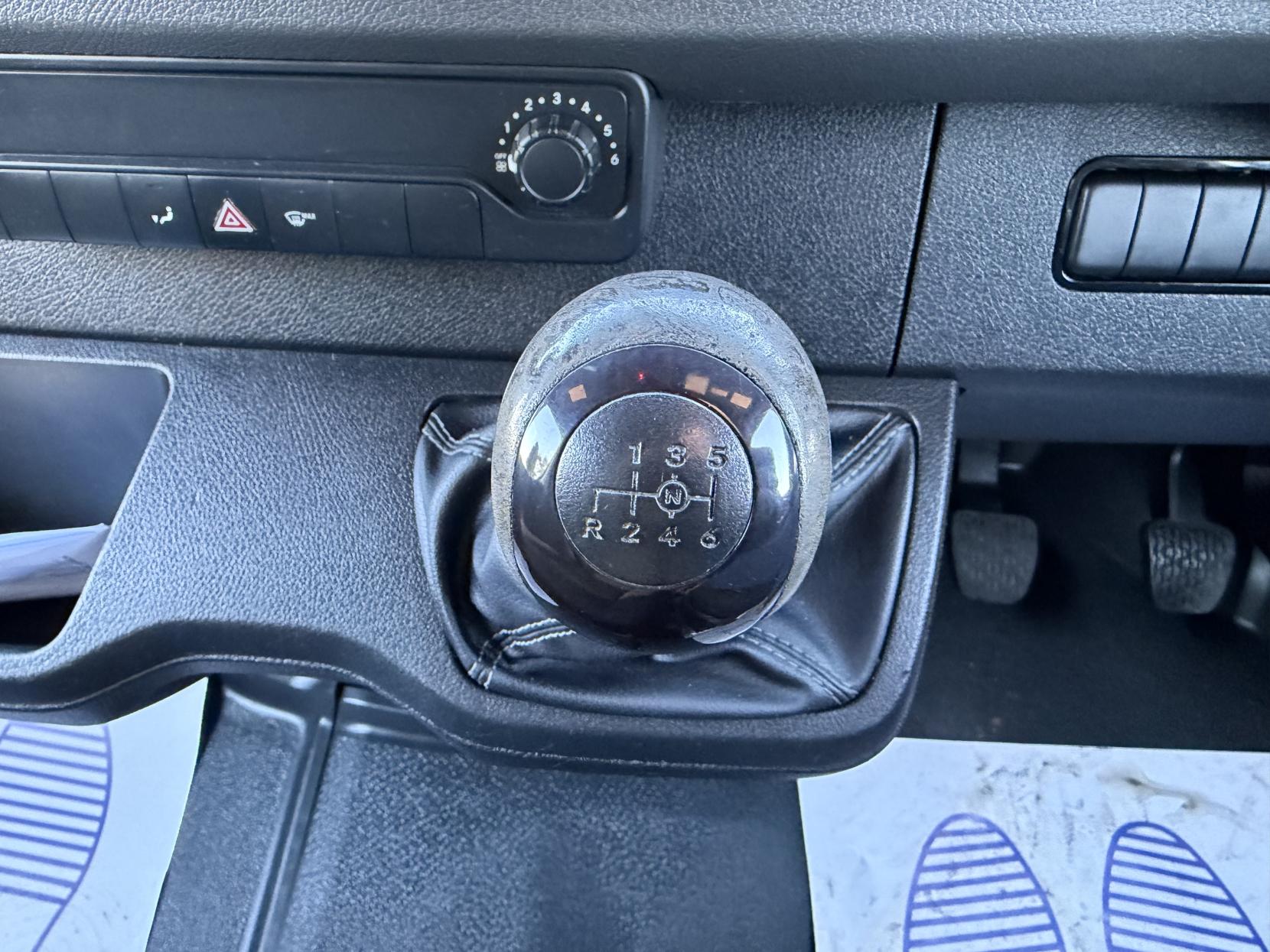 Mercedes-Benz Sprinter 2.1 314 CDI Panel Van 5dr Diesel Manual RWD L3 H2 Euro 6 (143 ps)