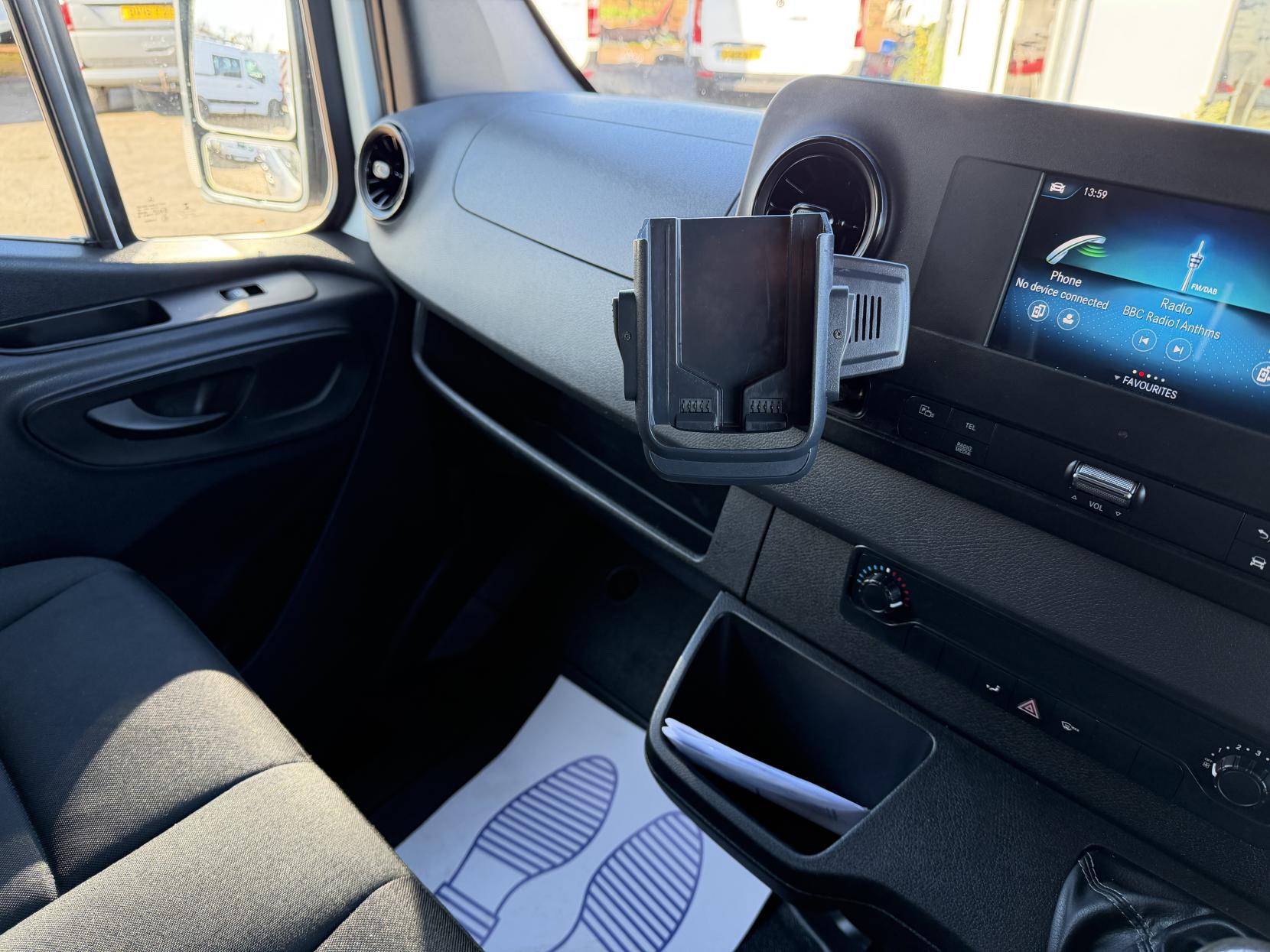 Mercedes-Benz Sprinter 2.1 314 CDI Panel Van 5dr Diesel Manual RWD L3 H2 Euro 6 (143 ps)