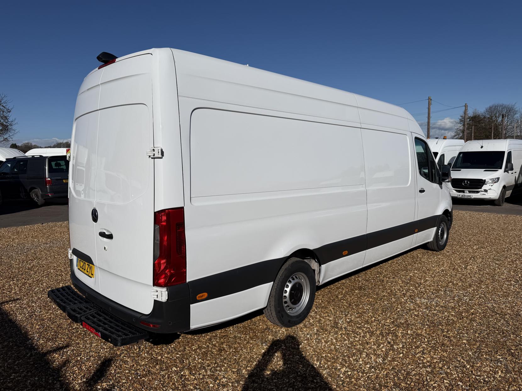 Mercedes-Benz Sprinter 2.1 314 CDI Panel Van 5dr Diesel Manual RWD L3 H2 Euro 6 (143 ps)