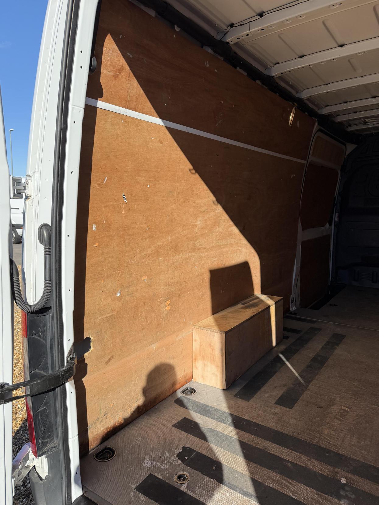 Mercedes-Benz Sprinter 2.1 314 CDI Panel Van 5dr Diesel Manual RWD L3 H2 Euro 6 (143 ps)