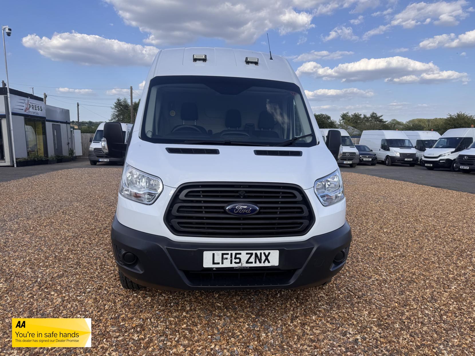 Ford Transit 2.2 TDCi 350 Panel Van 5dr Diesel Manual RWD L2 H3 Euro 5 (125 ps)