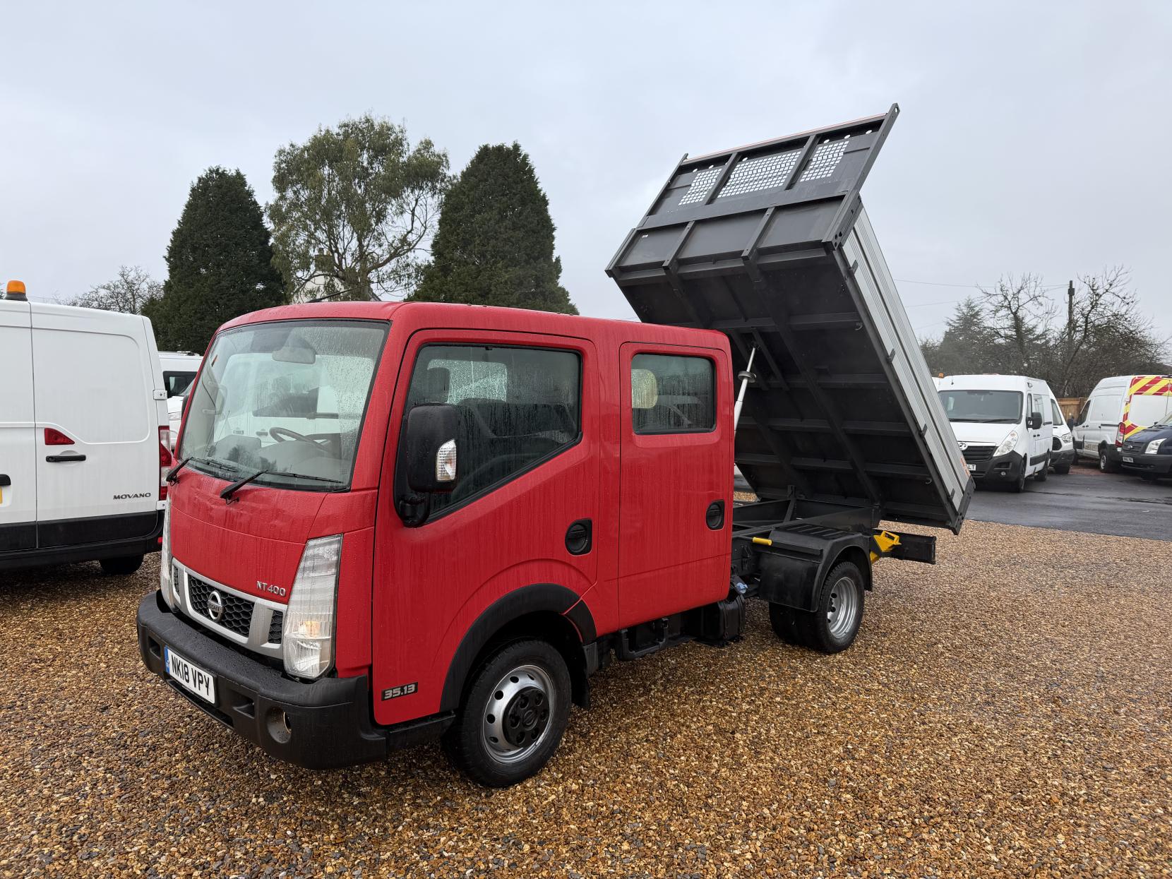 Nissan NT400 Cabstar 3.0 dCi 35.13 Tipper Double Cab 4dr Diesel Manual L2 Euro 6 (130 ps)