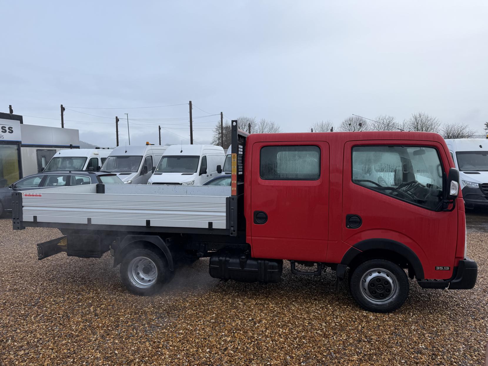 Nissan NT400 Cabstar 3.0 dCi 35.13 Tipper Double Cab 4dr Diesel Manual L2 Euro 6 (130 ps)