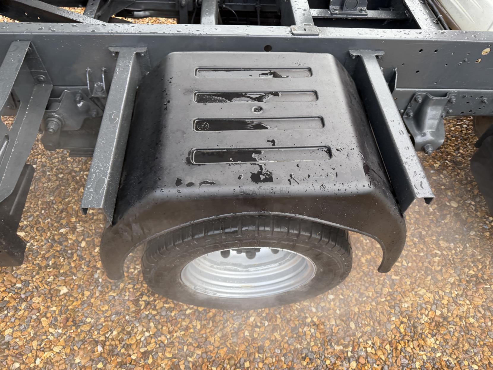 Nissan NT400 Cabstar 3.0 dCi 35.13 Tipper Double Cab 4dr Diesel Manual L2 Euro 6 (130 ps)