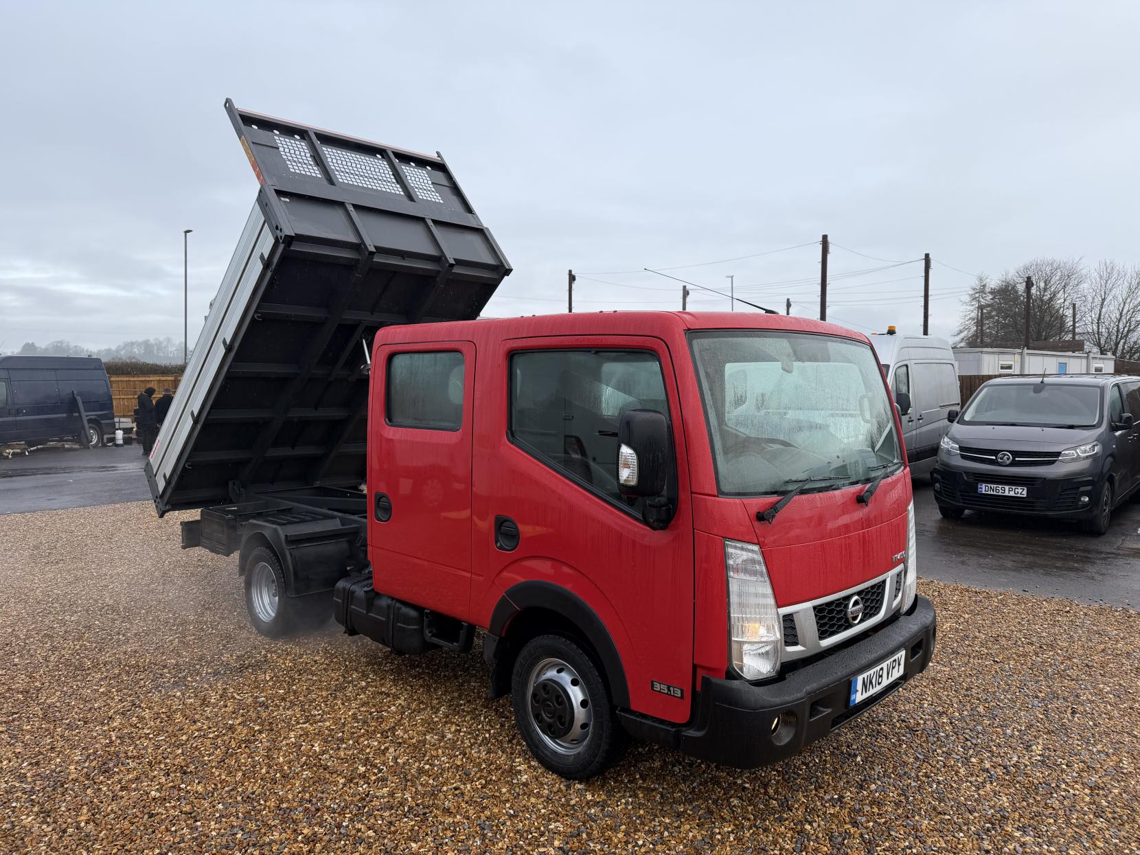 Nissan NT400 Cabstar 3.0 dCi 35.13 Tipper Double Cab 4dr Diesel Manual L2 Euro 6 (130 ps)