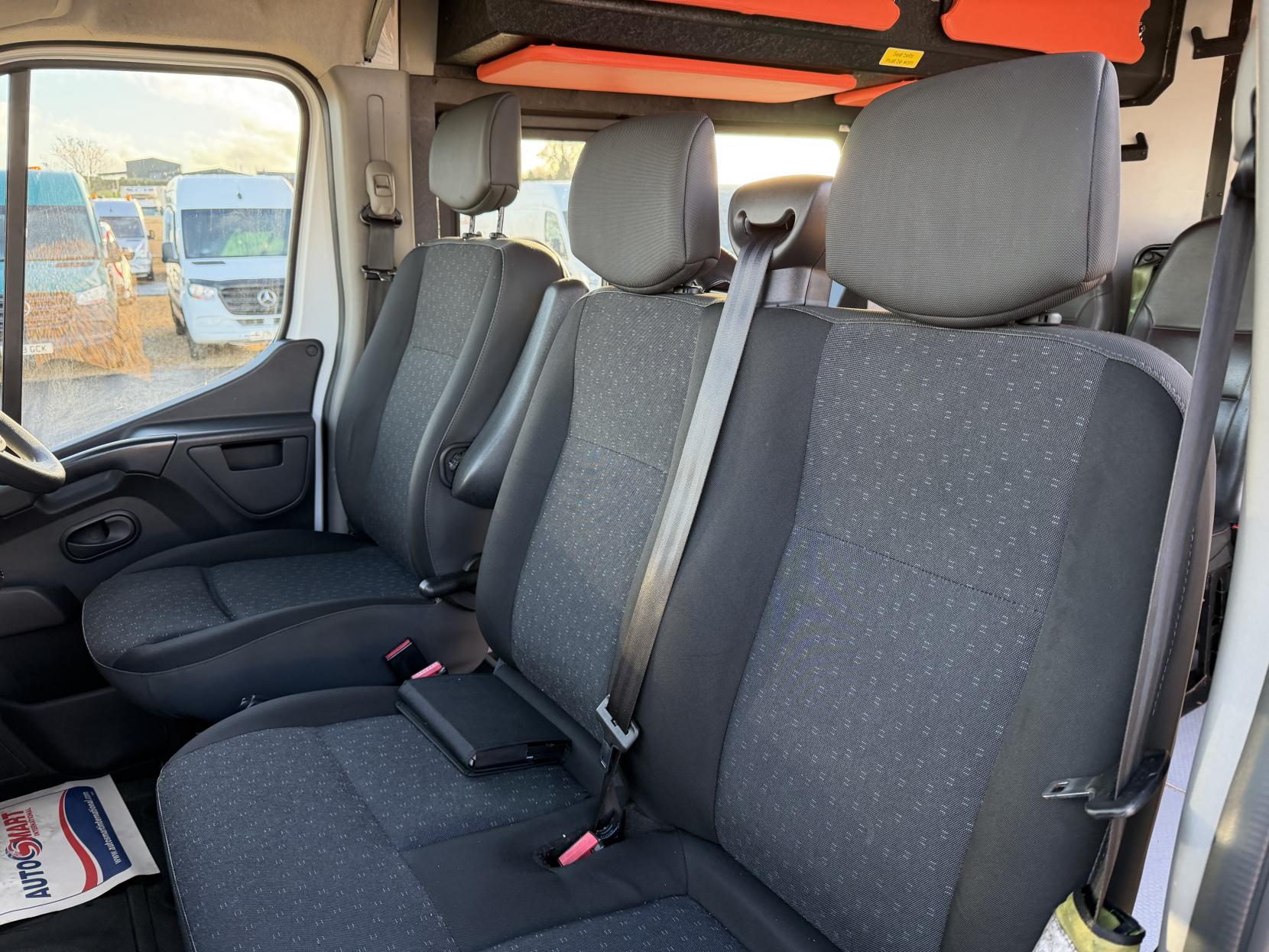 Vauxhall Movano 2.3 CDTi 3500 Panel Van 5dr Diesel Manual FWD L2 H2 Euro 6 (130 ps)