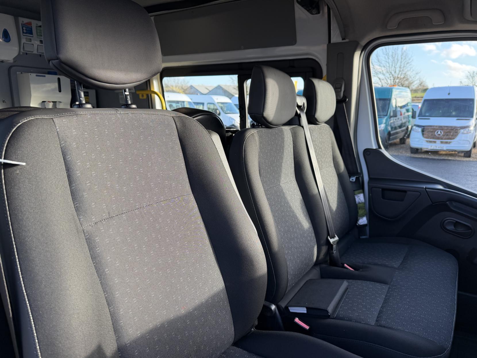 Vauxhall Movano 2.3 CDTi 3500 Panel Van 5dr Diesel Manual FWD L2 H2 Euro 6 (130 ps)