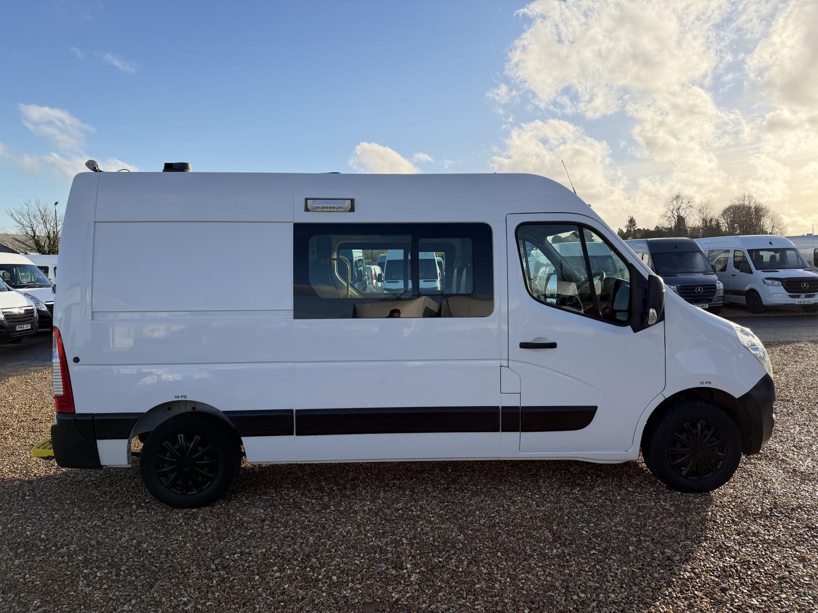 Vauxhall Movano 2.3 CDTi 3500 Panel Van 5dr Diesel Manual FWD L2 H2 Euro 6 (130 ps)