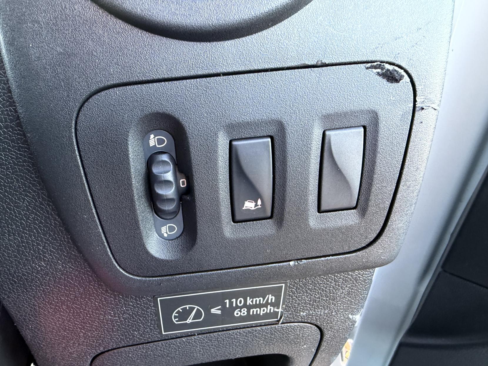 Vauxhall Movano 2.3 CDTi 3500 Panel Van 5dr Diesel Manual FWD L2 H2 Euro 6 (130 ps)