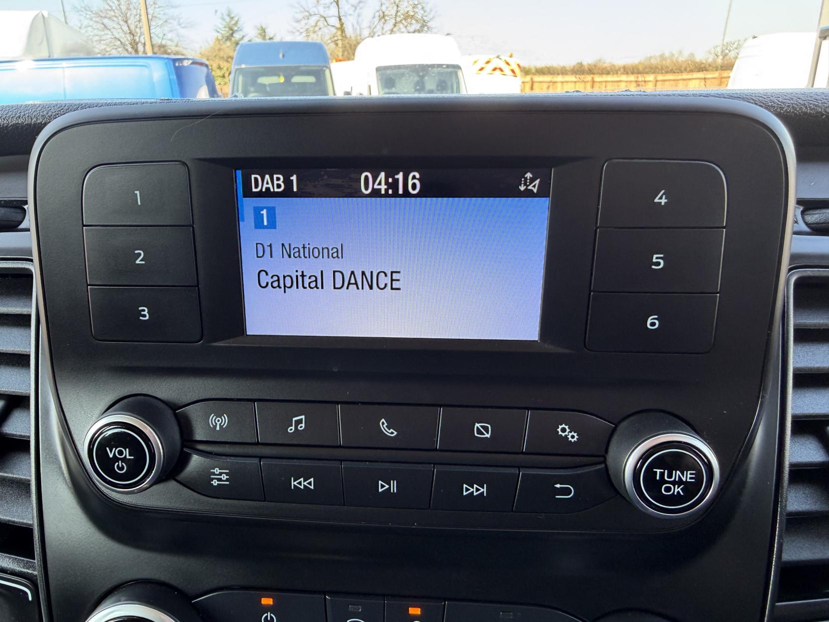 Ford Transit Custom 2.0 280 EcoBlue Leader Crew Van Double Cab 5dr Diesel Manual L1 H1 Euro 6 (s/s) (105 ps)