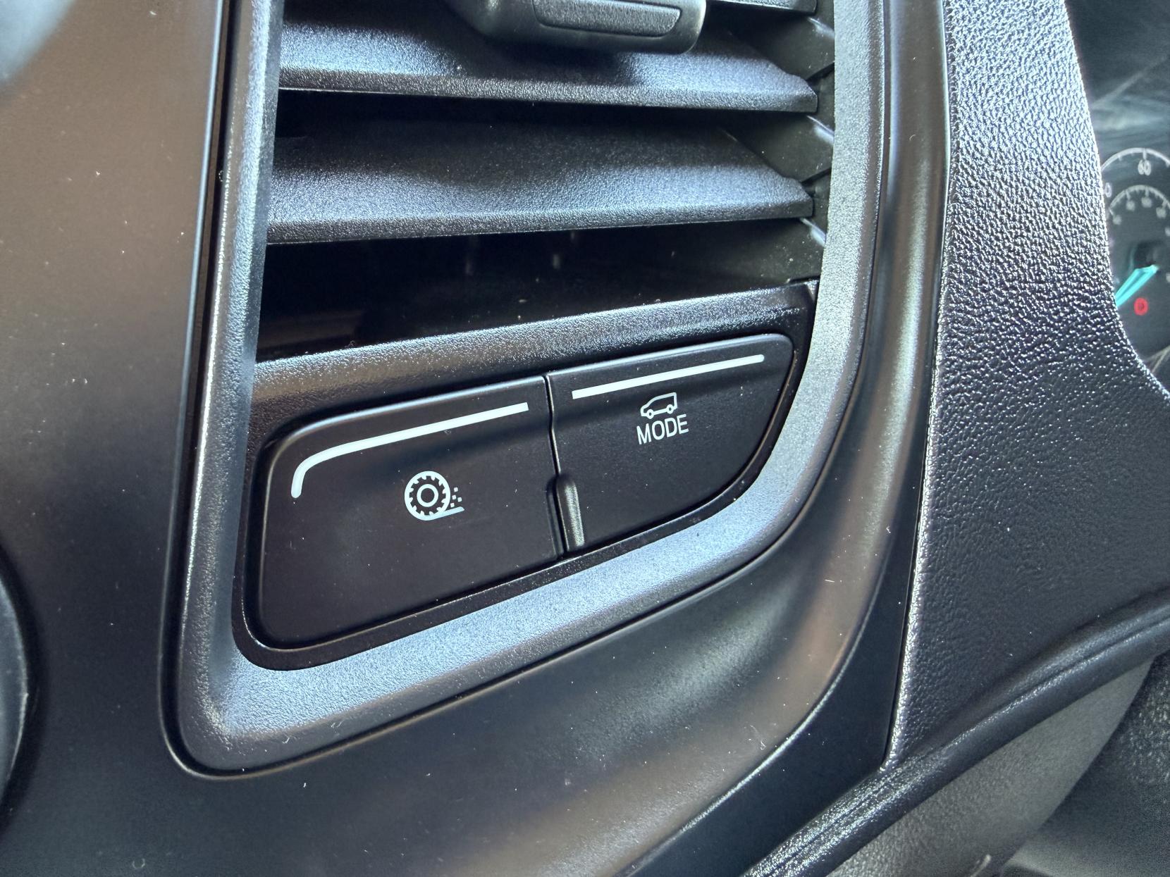 Ford Transit Custom 2.0 280 EcoBlue Leader Crew Van Double Cab 5dr Diesel Manual L1 H1 Euro 6 (s/s) (105 ps)