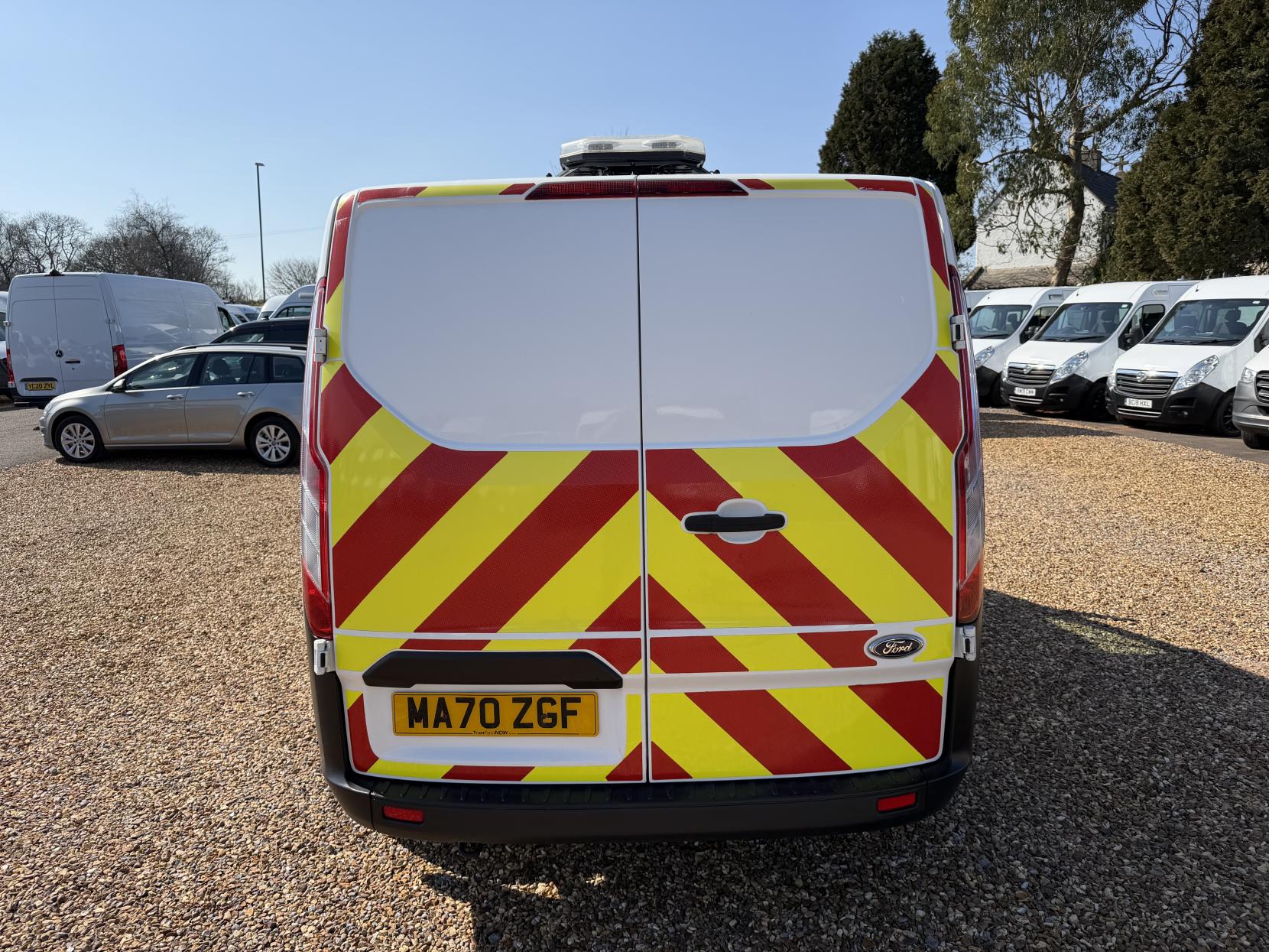 Ford Transit Custom 2.0 280 EcoBlue Leader Crew Van Double Cab 5dr Diesel Manual L1 H1 Euro 6 (s/s) (105 ps)