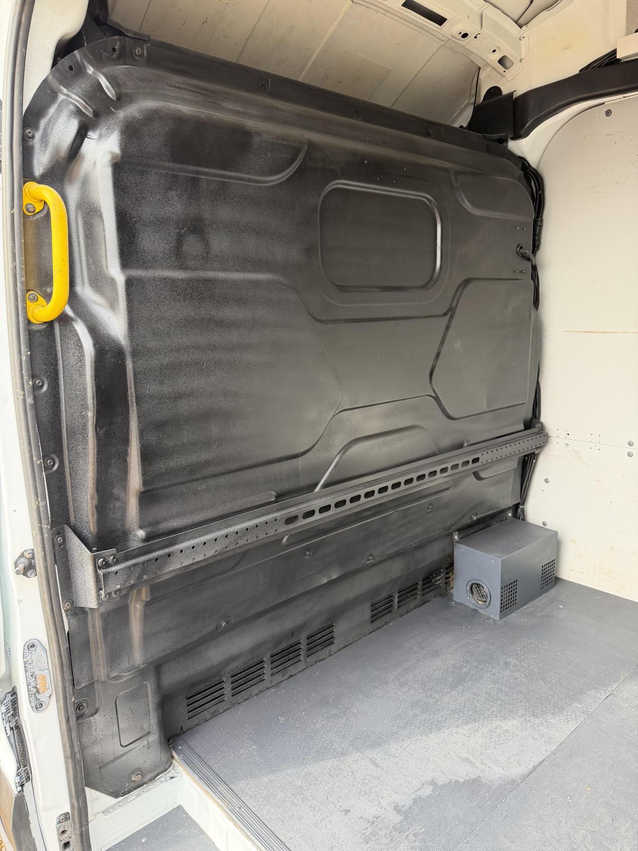 Ford Transit 2.2 TDCi 350 Panel Van 5dr Diesel Manual RWD L2 H3 Euro 5 (155 ps)